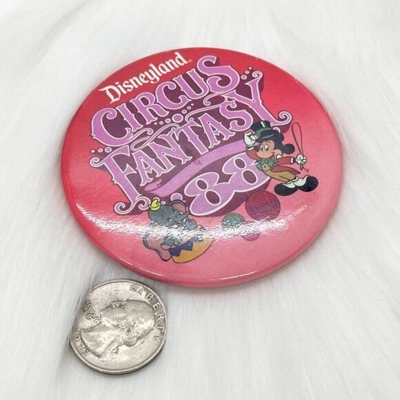 🔮 5/$25 Vintage Disney 1988 Disneyland Circus Fantasy Dumbo And‎ Mickey Pin - Picture 2 of 2